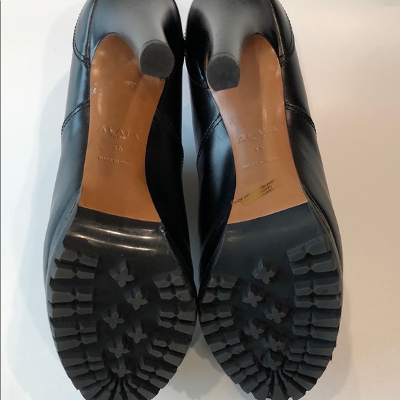 Alaia Paris Lug Sole Platform Booties Size 39 - Picture 5 of 8